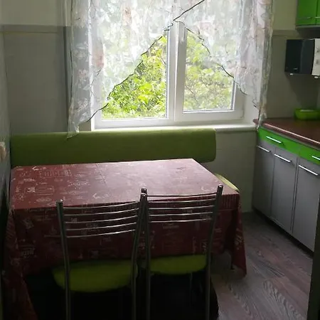Apart Otel Sdam Svoiu 2-kh Komnatnuiu Kvartiru Posutochno